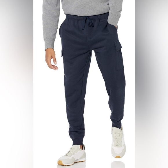 Amazon Essentials Other - Amazon Essentials Men's Cargo Fleece Sweatpant